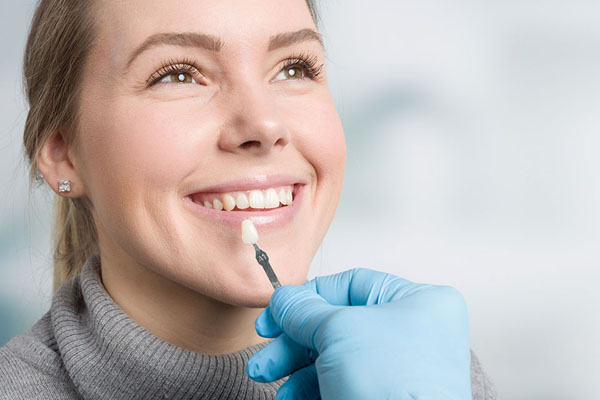 patient getting porcelain veneers